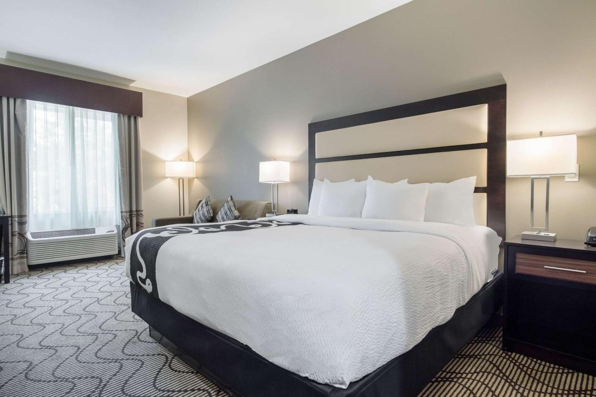 King Room with Sofa Bed